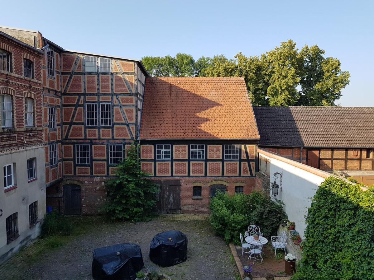 Alte Lebkuchenfabrik Bed & Breakfast Kremmen Exterior photo
